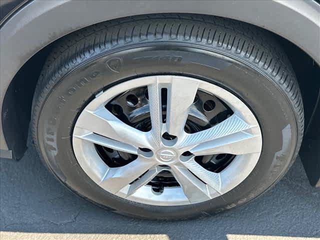 Used 2022 Nissan Kicks S FWD image 10