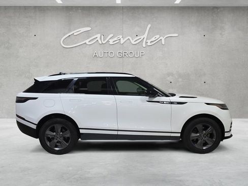 Used 2025 Land Rover Range Rover Velar Dynamic SE image 17