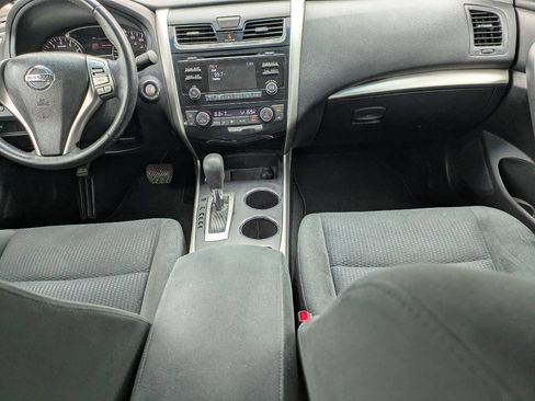 Used 2015 Nissan Altima 2.5 SV image 14