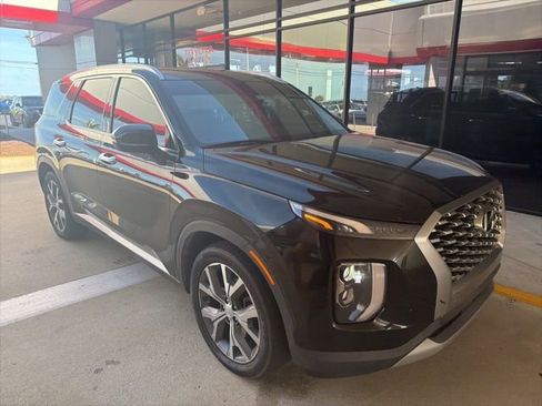Used 2021 Hyundai Palisade SEL w/ Cargo Package image 2
