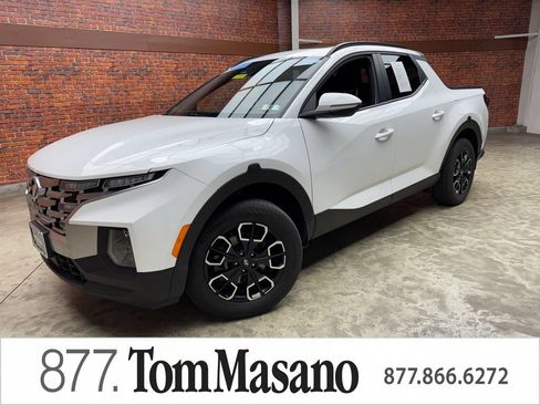 Used 2023 Hyundai Santa Cruz SEL Premium w/ Cargo Package AWD/4WD image 1