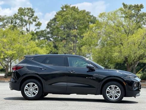 Used 2021 Chevrolet Blazer LT FWD image 4