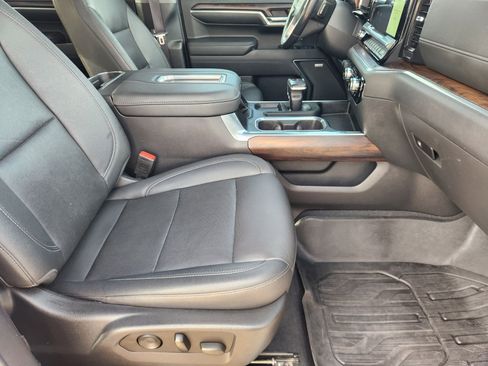 Used 2022 GMC Sierra 1500 SLT image 14