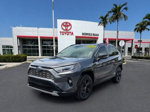 Certified 2020 Toyota RAV4 XSE w/ XSE Grade Weather Package AWD/4WD image 3