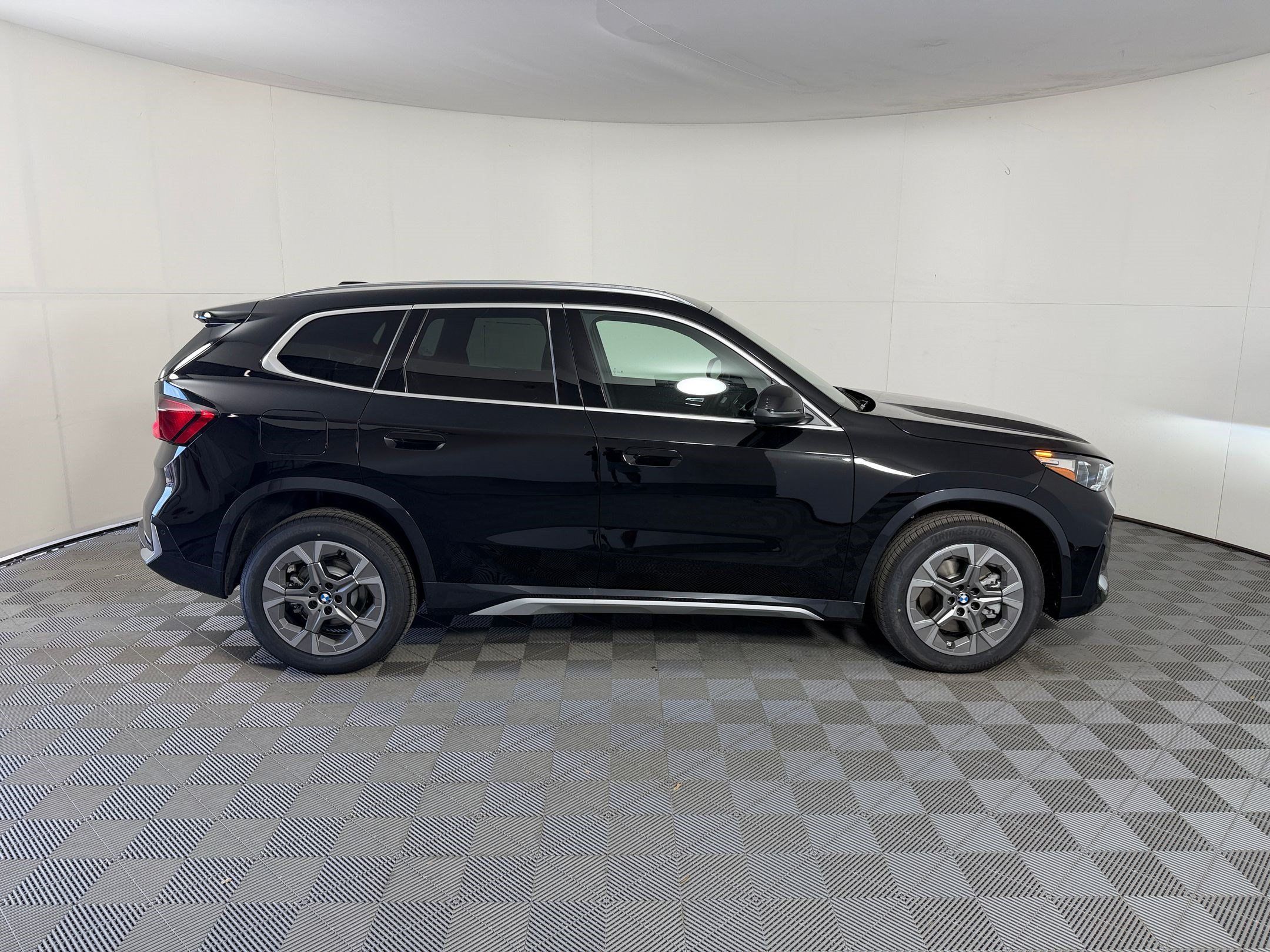 Used 2026 BMW X1 xDrive28i w/ Convenience Package AWD/4WD image 7