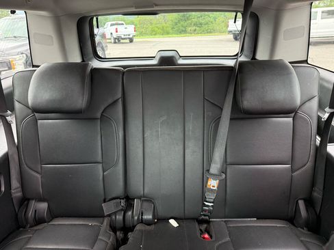 Used 2019 GMC Yukon XL SLT w/ Open Road Package AWD/4WD image 11
