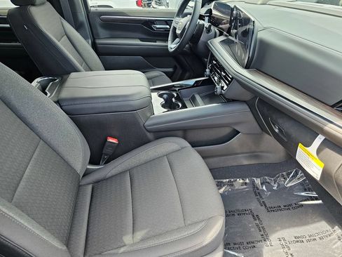 New 2026 Chevrolet Tahoe LS AWD/4WD image 10