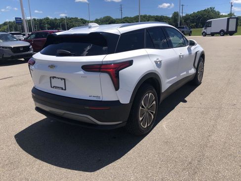 Used 2024 Chevrolet Blazer EV LT AWD/4WD image 9