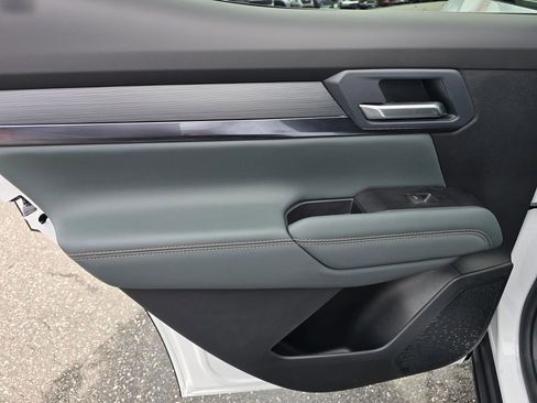 New 2026 GMC Terrain AT4 w/ Convenience Package III image 40