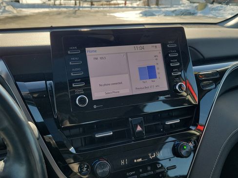 Used 2023 Toyota Camry SE w/ Cold Weather Package image 24