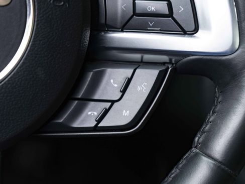 Used 2018 Ford Mustang Coupe image 23