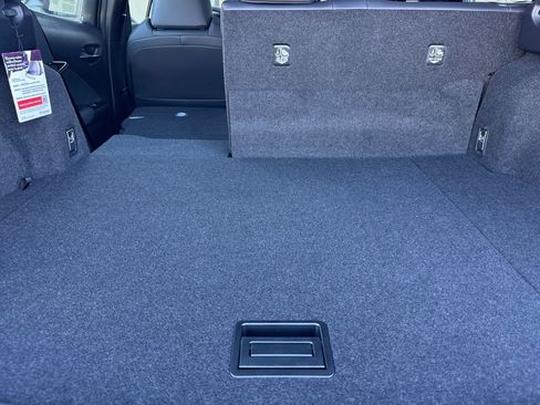 New 2025 Lexus UX 300h AWD image 27