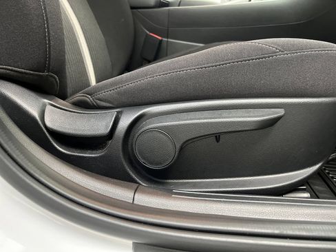 Used 2025 Hyundai Sonata SEL AWD/4WD image 26