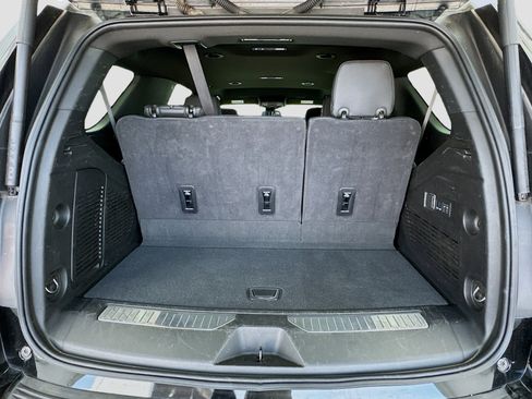 Used 2025 GMC Yukon Denali AWD/4WD image 18