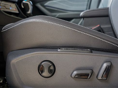 New 2026 Volkswagen Jetta SEL image 19