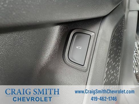 New 2026 Chevrolet Equinox LT w/ Convenience Package II image 12