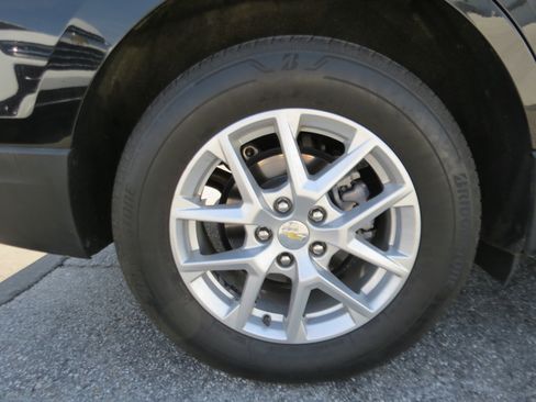 Used 2024 Chevrolet Equinox LT AWD/4WD image 10