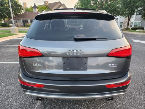 Used 2017 Audi Q5 2.0T Premium Plus w/ Technology Package AWD/4WD image 6