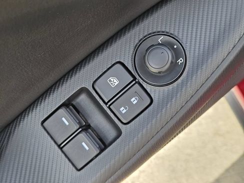 Used 2025 MAZDA MX-5 Miata RF Grand Touring RWD image 27