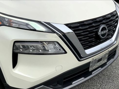 Used 2023 Nissan Rogue SL FWD image 29