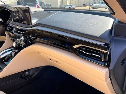 Certified 2025 Acura MDX w/ Technology Package image 21