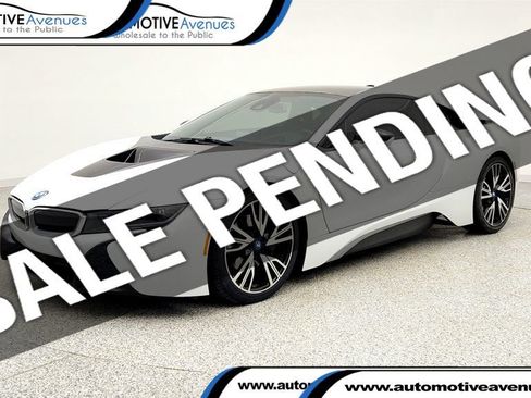 Used 2015 BMW i8 AWD/4WD image 1