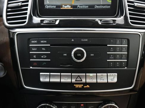 Used 2018 Mercedes-Benz GLS 450 4MATIC image 28