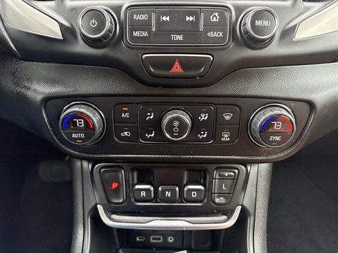 Used 2018 GMC Terrain SLT w/ Preferred Package AWD/4WD image 30