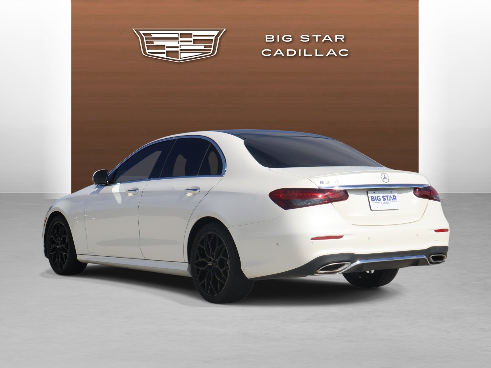 Used 2021 Mercedes-Benz E 350 Sedan image 3
