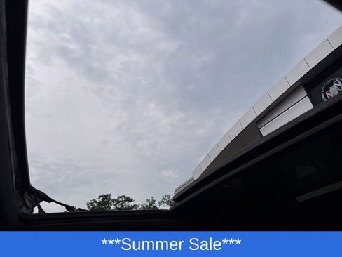 Used 2023 GMC Yukon XL Denali image 35