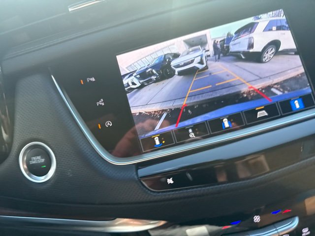 Used 2025 Cadillac XT5 Premium Luxury w/ Technology Package AWD/4WD image 27
