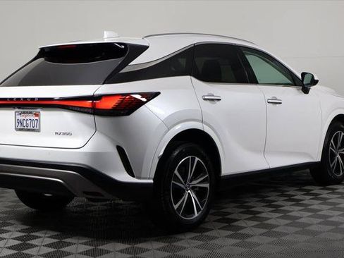 Certified 2024 Lexus RX 350 FWD w/ Technology Package image 4