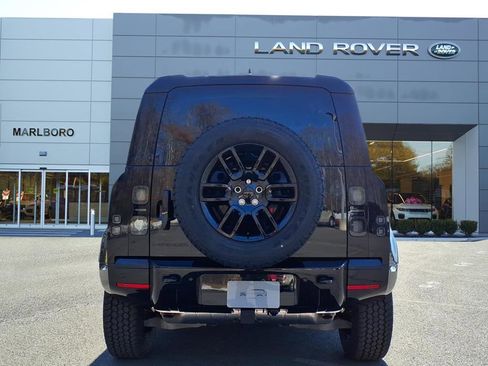 New 2026 Land Rover Defender 110 X-Dynamic SE image 7