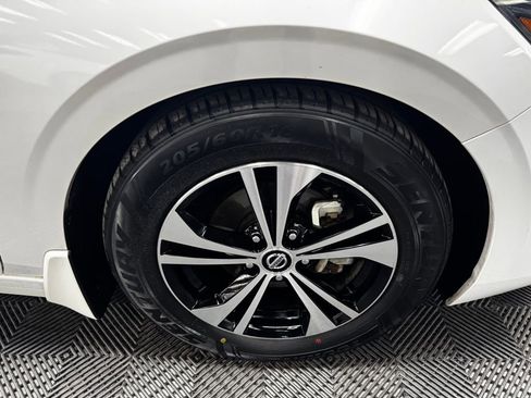 Used 2020 Nissan Sentra SV FWD image 18