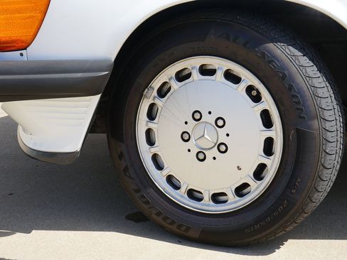 Used 1989 Mercedes-Benz 560 SL image 35