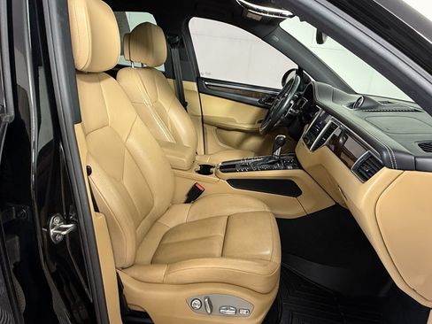 Used 2018 Porsche Macan S AWD/4WD image 23
