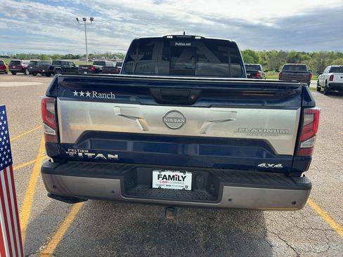 Used 2024 Nissan Titan Platinum Reserve w/ Moonroof Package image 4