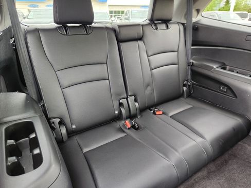 Used 2021 Honda Pilot Touring image 17