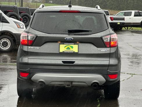 Used 2017 Ford Escape Titanium image 5