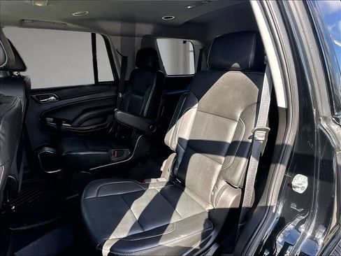 Used 2020 GMC Yukon SLT w/ Graphite Performance Edition AWD/4WD image 27