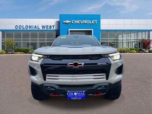 Used 2024 Chevrolet Colorado ZR2 w/ Safety Package AWD/4WD image 15