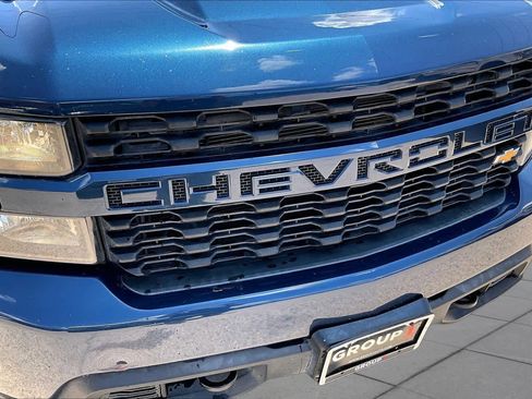 Used 2020 Chevrolet Silverado 1500 Custom w/ Custom Value Package AWD/4WD image 29