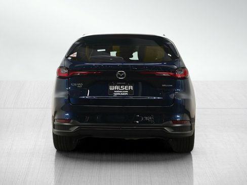 Certified 2024 MAZDA CX-90 Plug-In Hybrid w/ Preferred AWD/4WD image 4