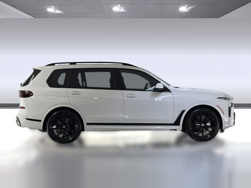 New 2026 BMW X7 xDrive40i w/ M Sport Package image 7