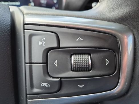 Used 2023 Chevrolet Silverado 1500 LT AWD/4WD image 20