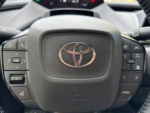 New 2026 Toyota Prius Plug-In Hybrid FWD image 24