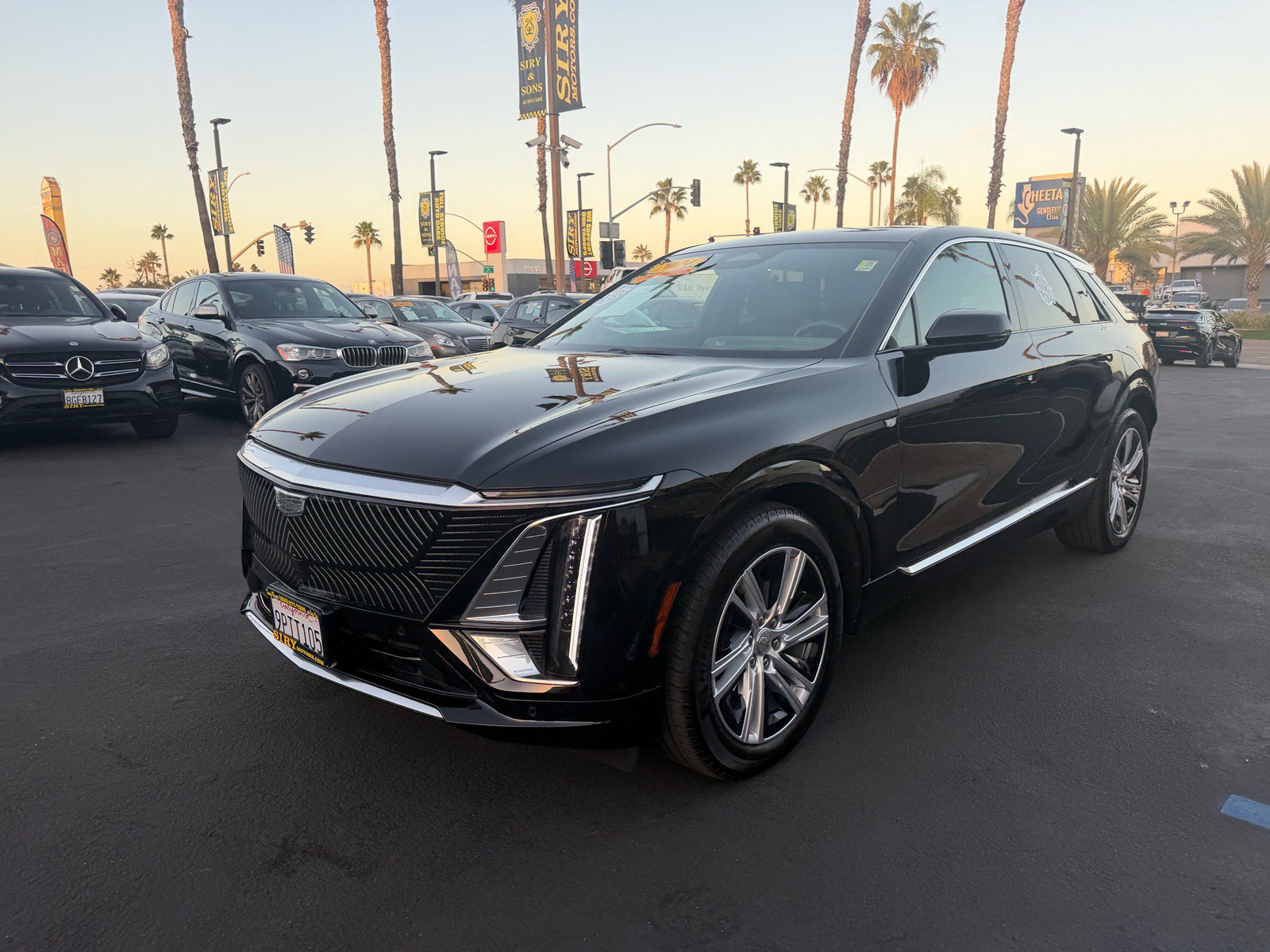 Used 2024 Cadillac Lyriq Tech AWD/4WD image 7
