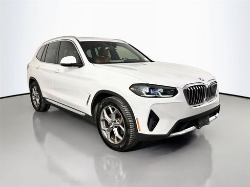 Used 2022 BMW X3 sDrive30i w/ Premium Package 2 RWD image 3