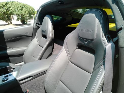 Used 2017 Chevrolet Corvette Z06 RWD image 17