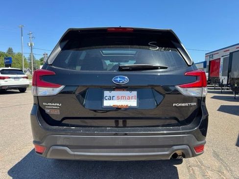 Used 2022 Subaru Forester Premium AWD/4WD image 6
